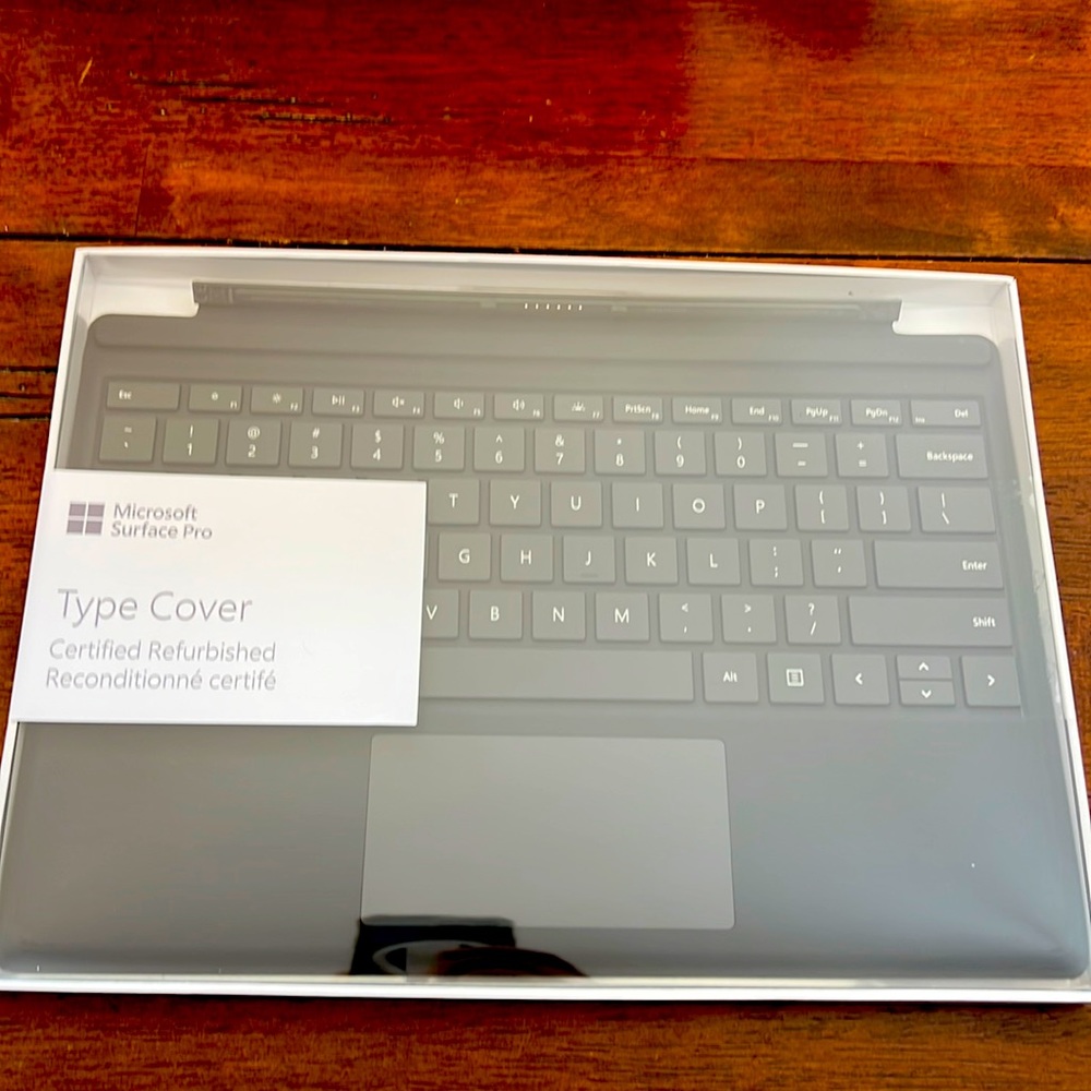 Microsoft Surface Pro, Type Cover, Certified refurbished